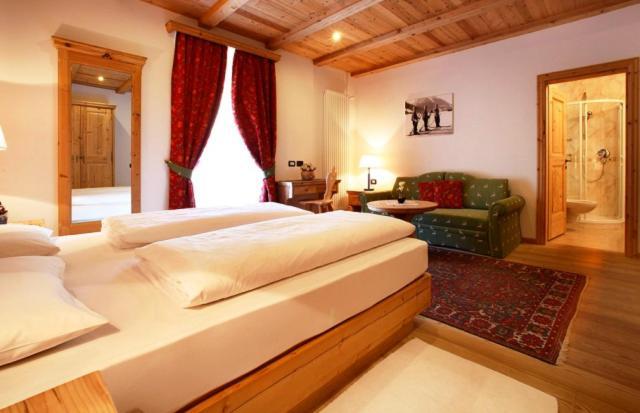 Hotel Corona Krone Сельва-ди-Валь-Гардена Экстерьер фото