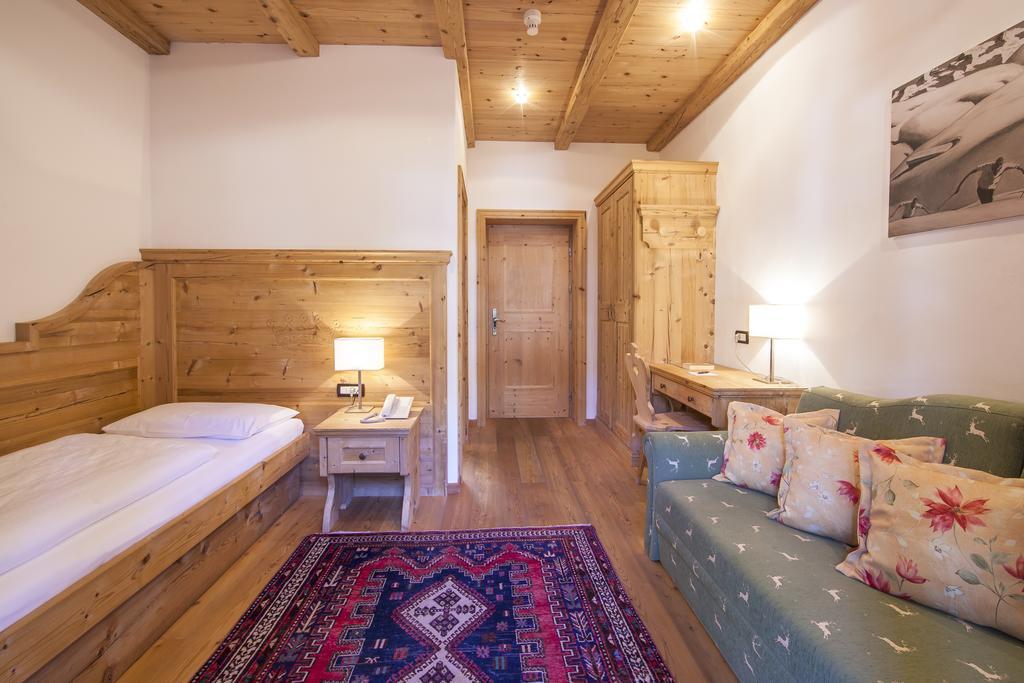 Hotel Corona Krone Сельва-ди-Валь-Гардена Экстерьер фото
